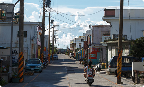 A street near Nanliao on Green Island